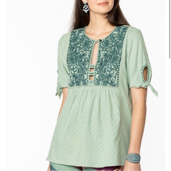 Double D Ranch Rose Scroll Spring Green Embroidered Blouse Top Western Large - Picture 1 of 9